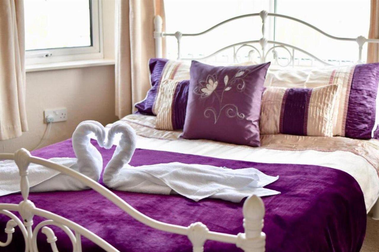 Witchingham B&B 홀리헤드 외부 사진
