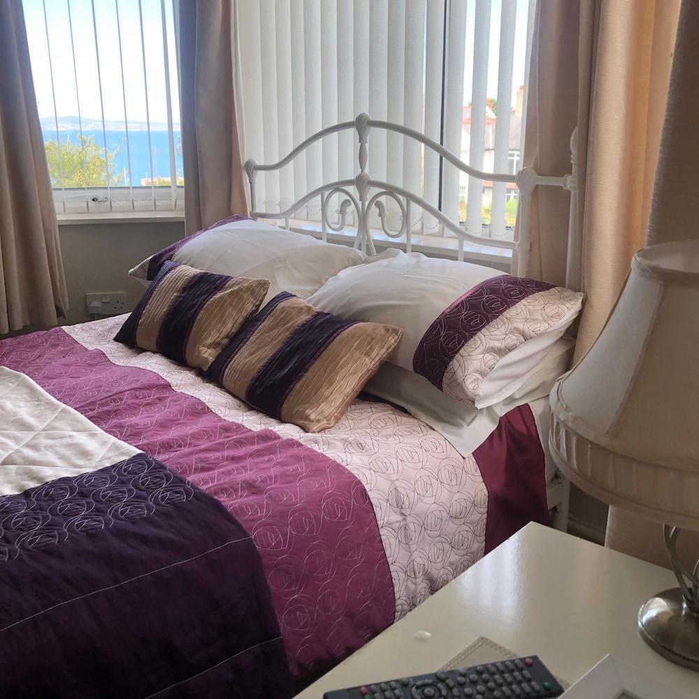 Witchingham B&B 홀리헤드 외부 사진