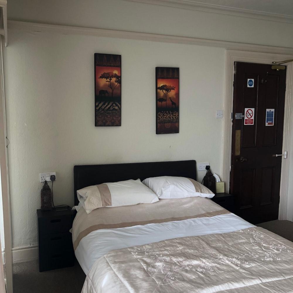 Witchingham B&B 홀리헤드 외부 사진