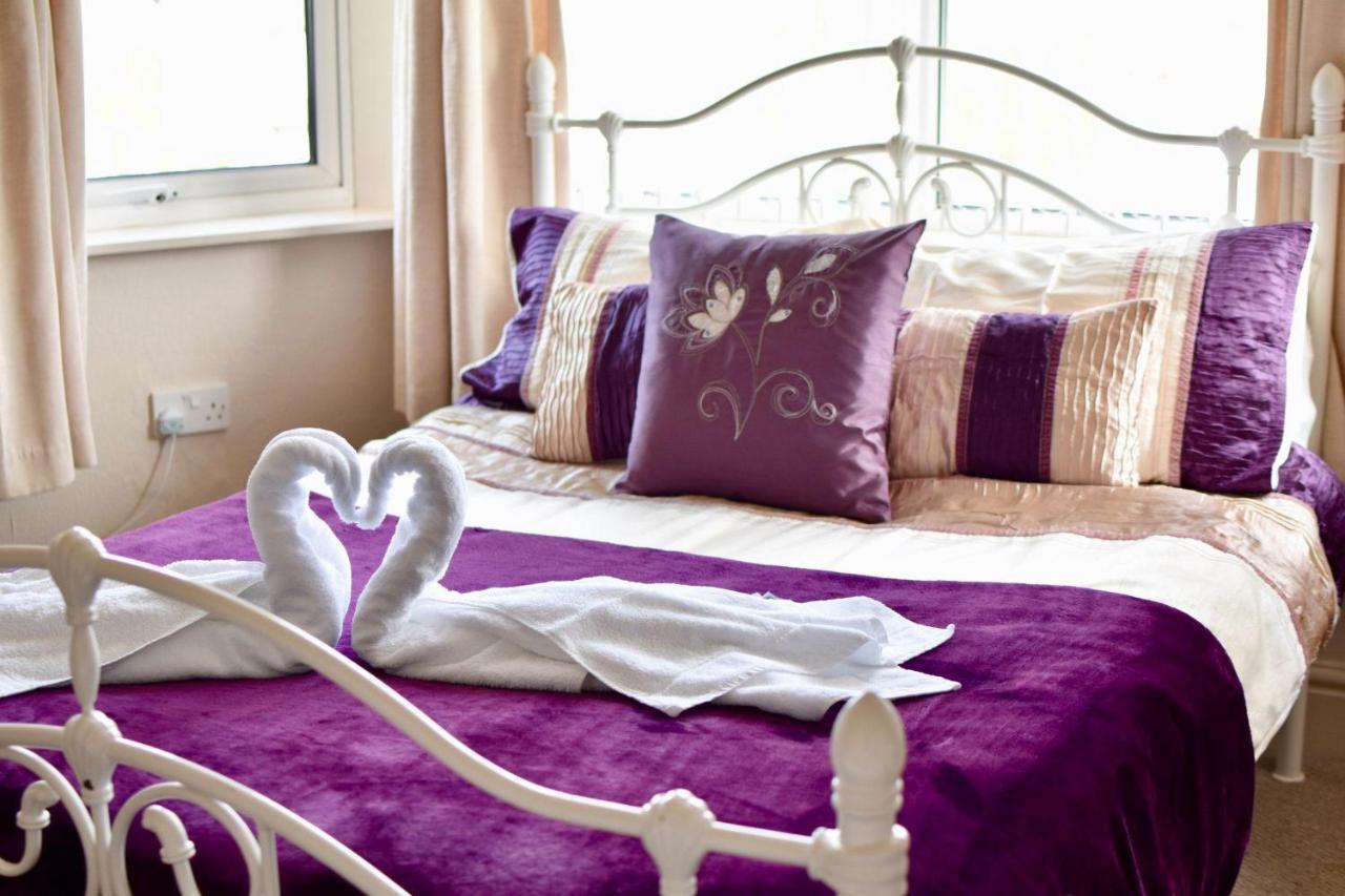 Witchingham B&B 홀리헤드 외부 사진