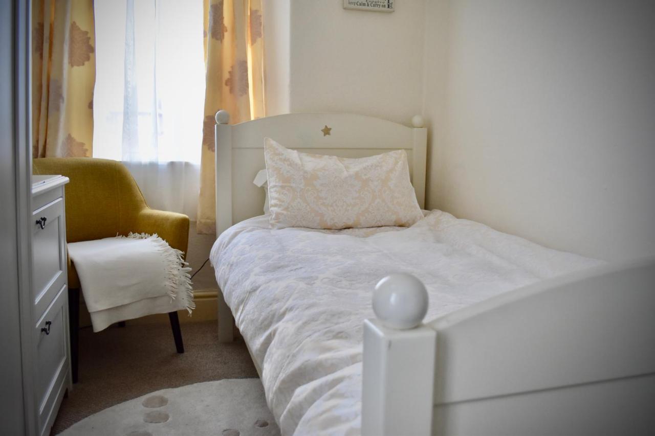Witchingham B&B 홀리헤드 외부 사진